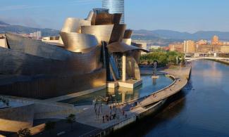 Guggenheim Museum Bilbao building.